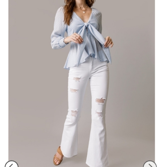 Francesca's Trixxi Light Blue Tie Front Blouse S - Picture 2 of 14